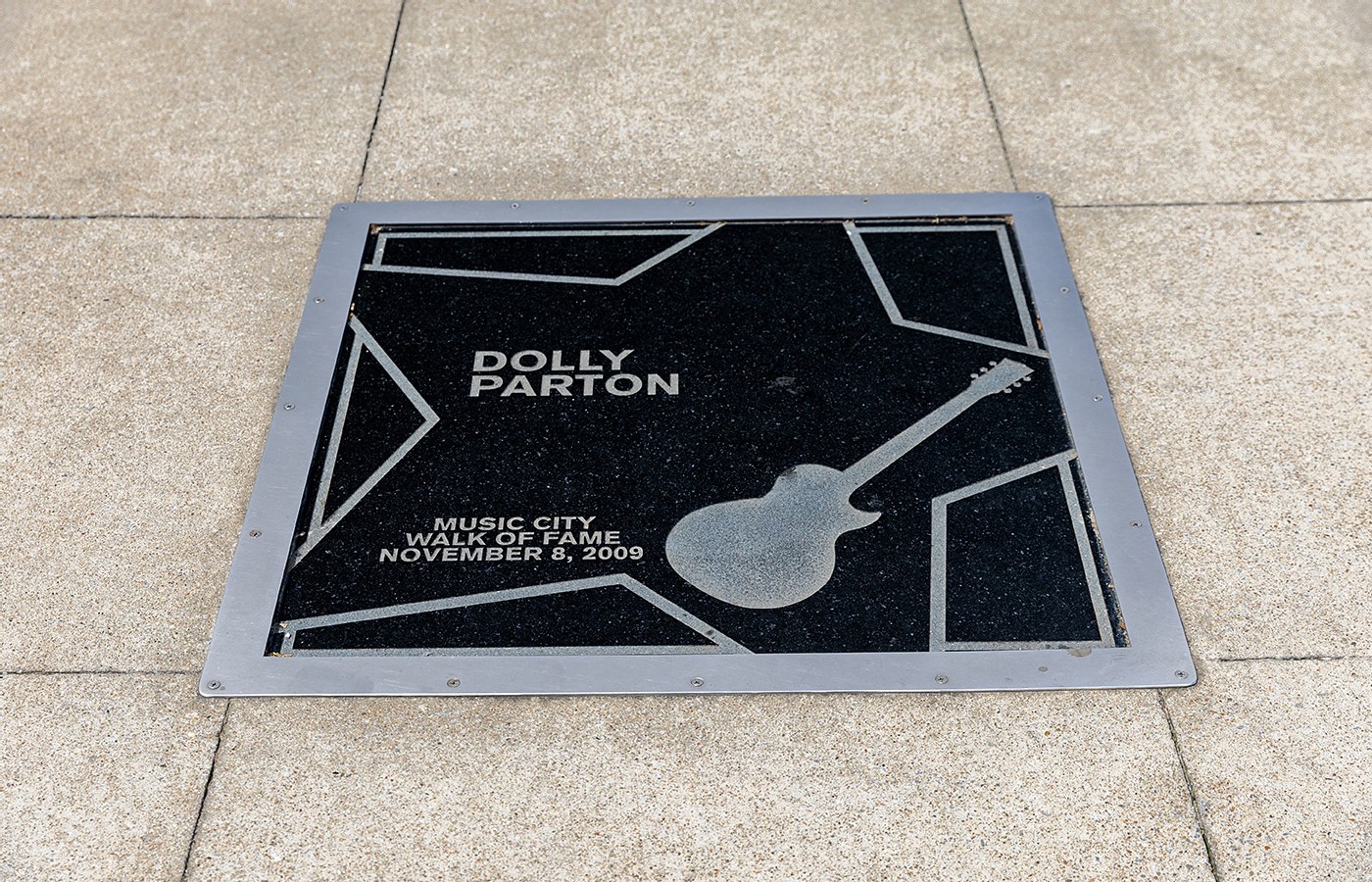Dolly Parton's Connection to Chiropractic