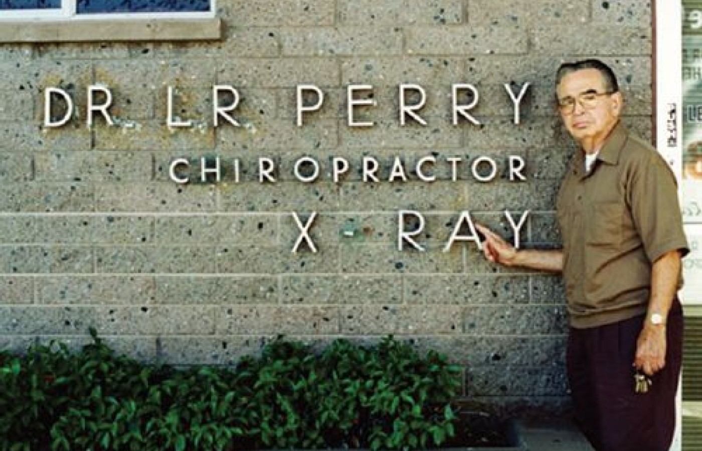 Dr. LeRoy R. Perry